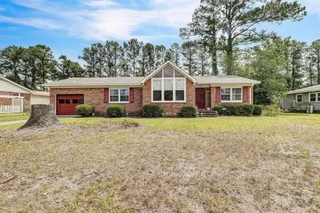 Charming ranch in Wilmington