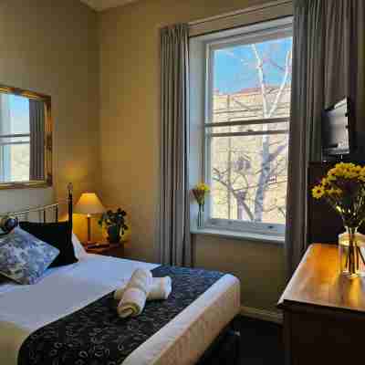 The Lodge on Elizabeth Boutique Hotel Rooms