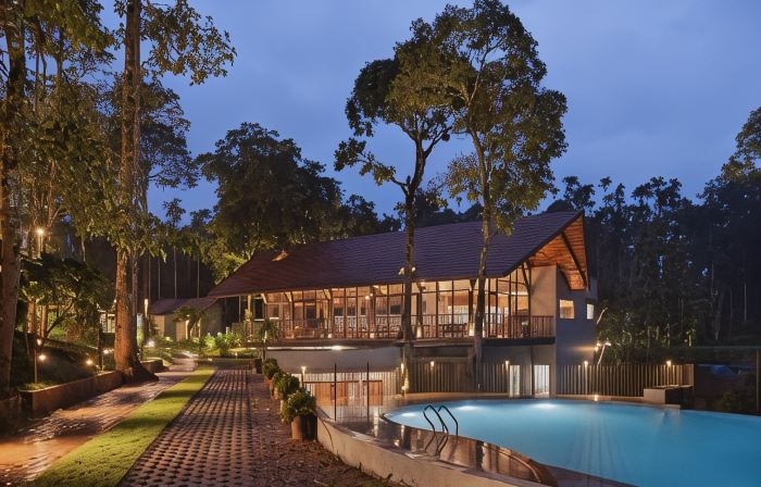 Sterling Lontano Waterfront Wayanad