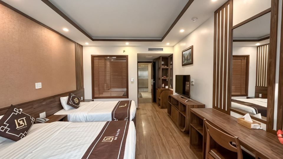 Linh Trang Ha Long Hotel