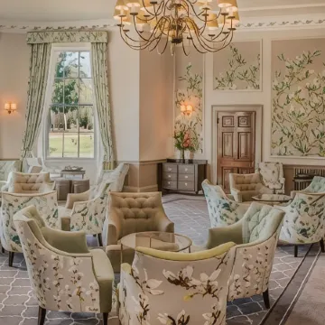 De Vere Beaumont Estate Отели рядом с достопримечательностью «Dramatica»