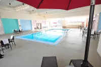 Radisson Hotel Duluth-Harborview - Pools