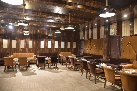 Sky Star Hotel Отели рядом с Аэропорт Гуру Рам Дас