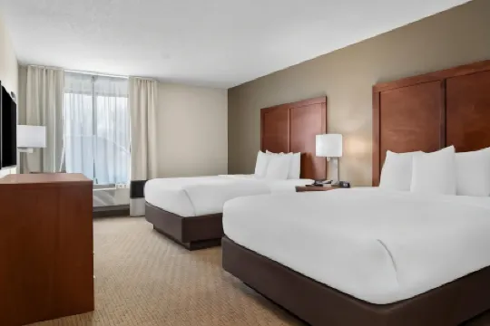 Comfort Inn & Suites