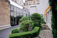 Best Western Crequi Lyon Part Dieu Hotels near Auditorium & National Orchestra of Lyon
