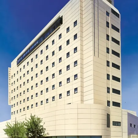 Aizuwakamatsu Washington Hotel Отели рядом со станцией Станция Аизу-Вакаматасу JR