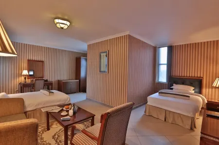 The Residence Hotel Отели рядом с достопримечательностью «AU Conference Center»