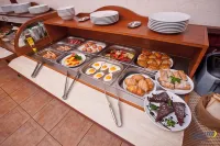 Luna Hotel - Desayuno