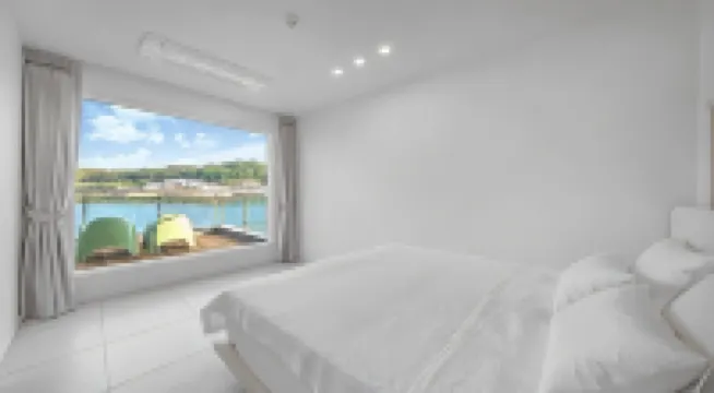 Ganghwa Island Coho Pool Villa 鄰近江華花紋席文化館的酒店