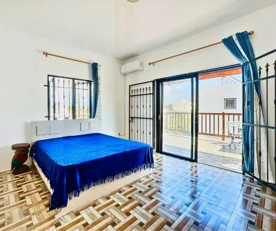 Luck Villa -Charming 3-bedroom villa 칼로다인 호텔