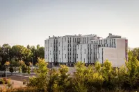 Home and CoLiving Pamplona - 3-Star