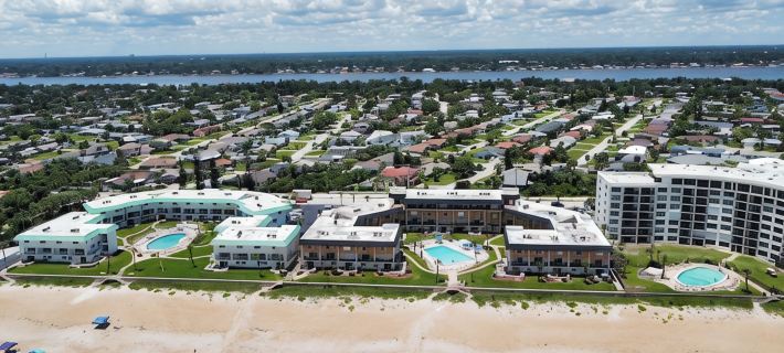 Beautiful Condo in Oceanfront Ormond Beach Complex Hotels in Ormond Beach