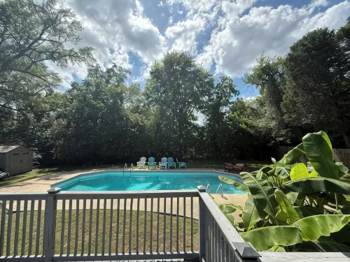 3-bedroom house with pool in hometown Dothan.