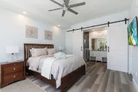Chic 1BR Steps to Atlantic Ave & Beach