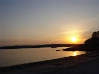 Rocky Neck Hideaway Near Gloucester Harbor & Wonson Cove
