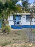 2-bedroom house in peaceful Lower Carlton w/ AC, WiFi. Within steps of the beach - Homestays