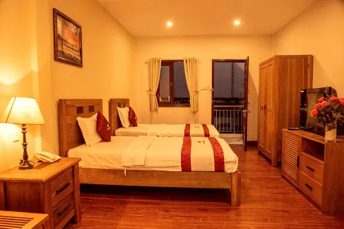 Song Tien Annex Hotel - parkir