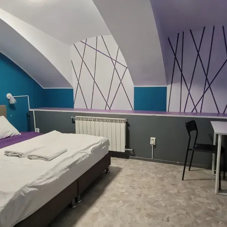 Podgorod Living Quarters Отели рядом с достопримечательностью «Церковь Апостолов Петра и Павла»