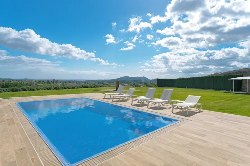 Casa Con Piscina En Selva - con encanto