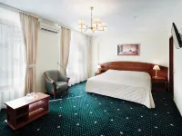 Berlin Hotel โรงแรมใกล้สถานีรถไฟใต้ดิน Kantemirovskaya