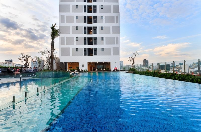 Chau Apartments