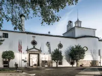 Parador de Mérida Hoteles en Mérida
