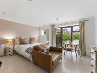The Rosevine Hotels in Truro