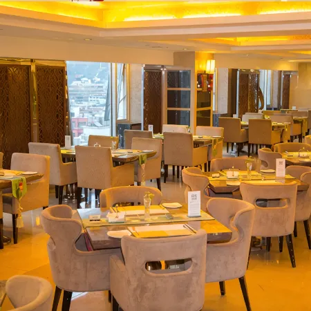 New Joyful Hotel