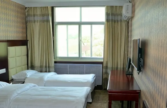 涇川鑫皇賓館