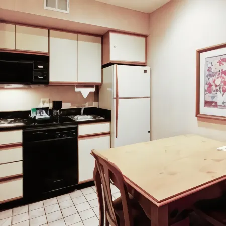 Affordable Suites of America Detroit-Warren
