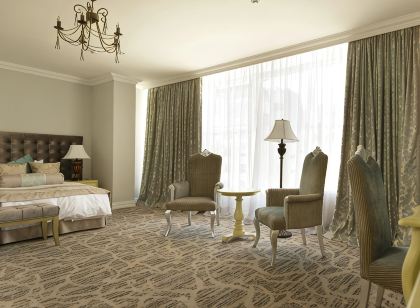 Bristol Central Park Hotel