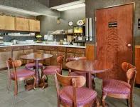 Super 8 by Wyndham Bowling Green - バー