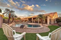 3 bdrm Glendale Home w/ Pool - Holiday bungalows