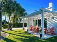 Charming Delray Beach House -Steps to Beach & Atlantic Avenue! VIP Beach Passes! - Balkon