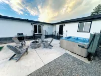 Hier Hideaway -Hot Tub - Fire Pit - King Beds - Peaceful Surrounded by Nature - 4성급