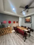 Large Space with Garage - Bungalows