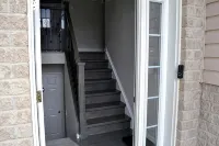 3 minutes drive to beach | Amazing Sunsets | Private Cozy Upper-Level Suite