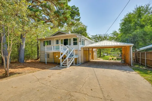Twin Pines Lakehouse: Scenic waterfront family retreat! Nature, Fishing, Kayaks! - 民宿