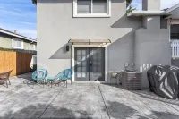 Recently Updated Private Studio w/ Separate Entrance Near Lake Chabot