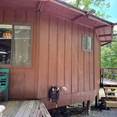 Roundhouse Cabin in Pigeon Forge …in town
