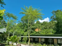 Rock Forest Chalet - 2성급