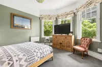 Stay near the City - Wellington Brooklyn Villa Hotels in 