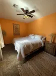 Intimacy Suite- AdultRoom-Spa House w/Hot Tub-420 Friendly-Hiking trails & more!