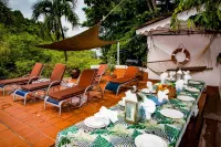Polaris ATV buggy included in rental! Magnificent Sea views & Beach 2 mins away - Villas