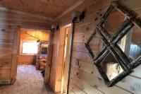 Mountain Cabin Near 49 Degrees North Ski Resort and the best Huckleberry picking - 3-stjärniga