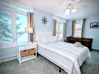 Bring the entire Family to Silver Lake! - 3-Star