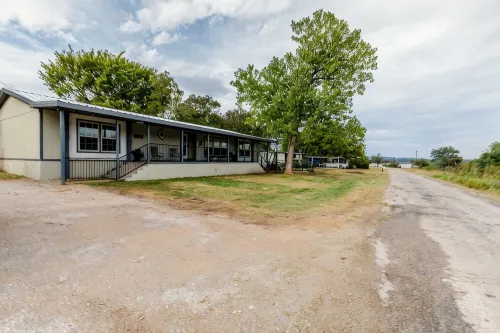 Just Imagine Rocker B 10 Min Water Access 1 Block Family Styled, Fire Pit,Hottub - Homestays