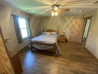 Located on Beautiful Pine Creek, a 15 minute drive from downtown Wellsboro! - 3-Sterne