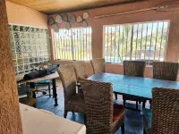 Waterfront home with private dock near the beach - مسبح