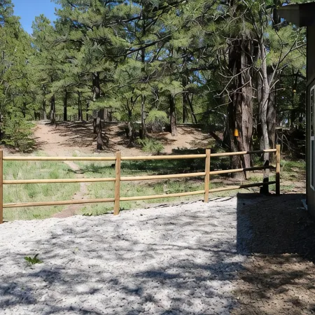 Heart of Flagstaff yet quiet and private. Backs Forest Service.